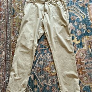 Lululemon Athletica Men's ABC